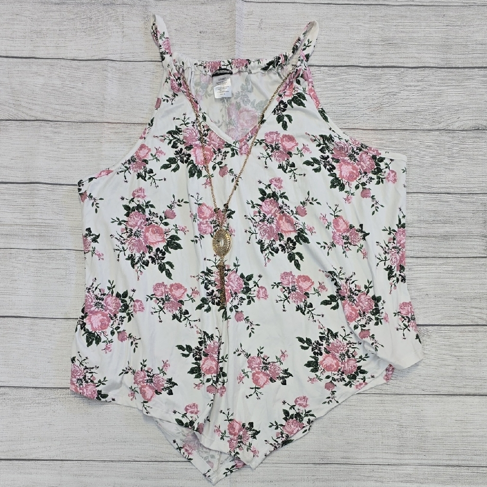 Flowy Floral Pink and White Women's Top Size 2X